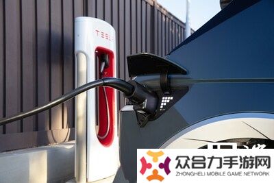 特斯拉美國(guó)超級(jí)充電站向現(xiàn)代汽車開放，車主可免費(fèi)獲得 NACS 適配器
